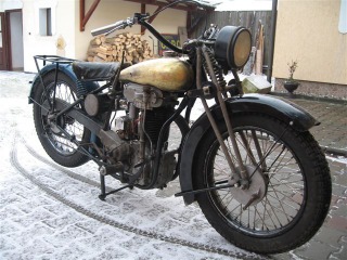 Praga BD 500 + sajdkár 1930