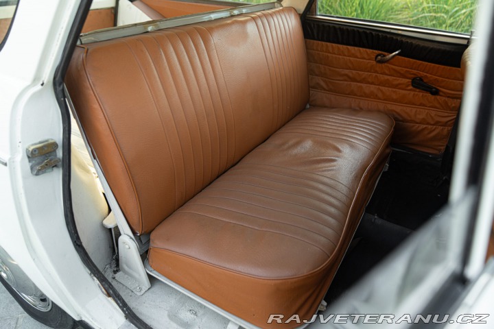 Peugeot 404 FAMILIALE SERVICE CAR REPLICA 1965