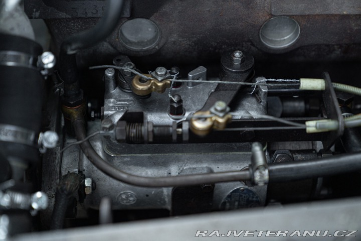 Peugeot 404 FAMILIALE SERVICE CAR REPLICA 1965