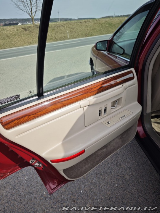 Cadillac DeVille  1994