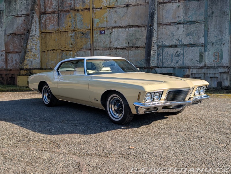 Buick Riviera 455 Boattail