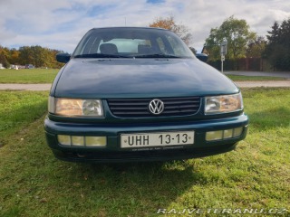 Volkswagen Passat B4 sedan 1997