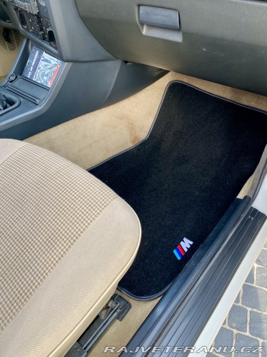 BMW 3 e30 325i M tech 1 coupe 1986