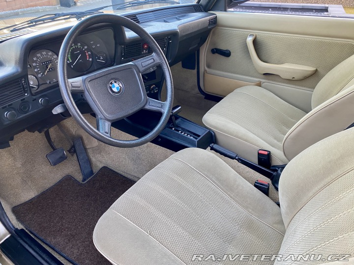 BMW 3 e21 323i 143 ps 1981