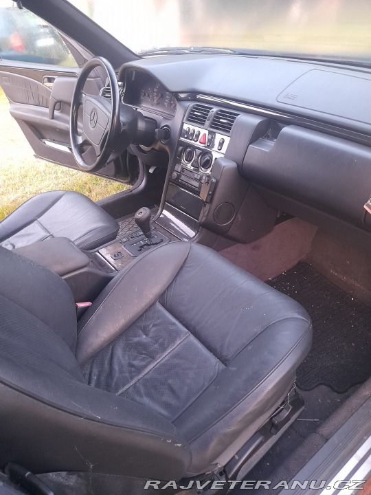 Mercedes-Benz E W210-300TD 1997