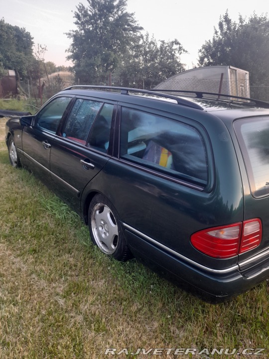 Mercedes-Benz E W210-300TD 1997