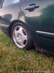 Mercedes-Benz E W210-300TD 1997