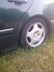 Mercedes-Benz E W210-300TD 1997