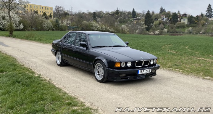 BMW 7 E32 740i 1992