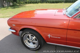 Ford Mustang Fastback 289 V8, manuál 1966