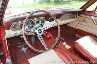 Ford Mustang Fastback 289 V8, manuál 1966