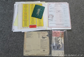 Ford Mustang Fastback 289 V8, manuál 1966