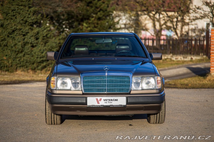 Mercedes-Benz 300 W124 300 CE 1989