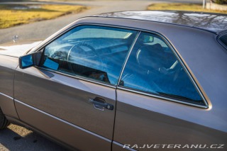 Mercedes-Benz 300 W124 300 CE 1989