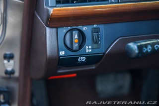 Mercedes-Benz 300 W124 300 CE 1989