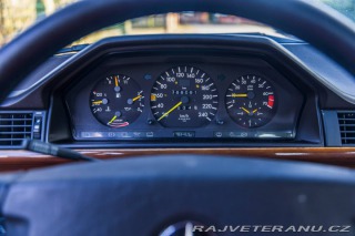 Mercedes-Benz 300 W124 300 CE 1989