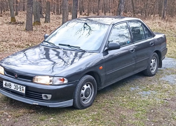Mitsubishi Lancer GLXi