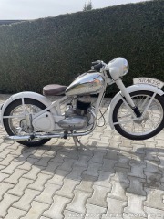Jawa 250 Pérák