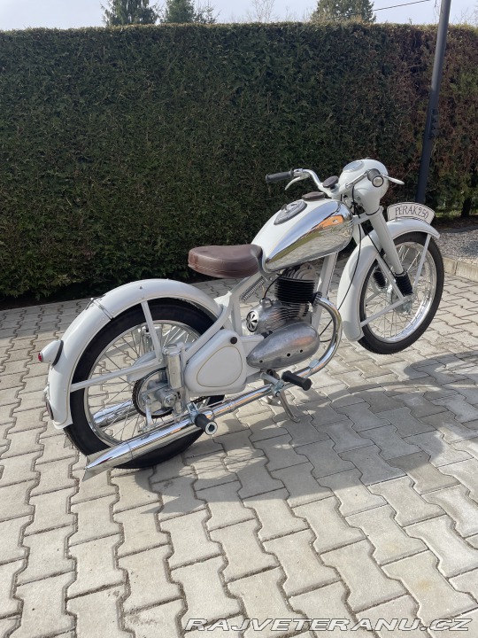 Jawa 250 Pérák 1952