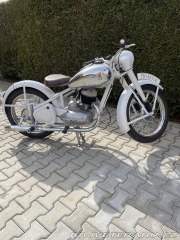 Jawa 250 Pérák 1952