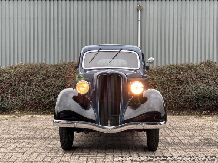 Ford Eifel Limousine 1935