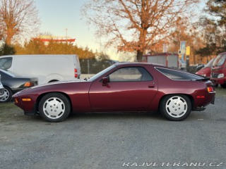 Porsche 928  1981