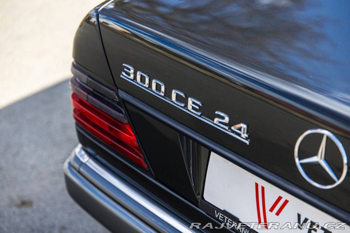 Mercedes-Benz 300 CE-24 124 C 1996