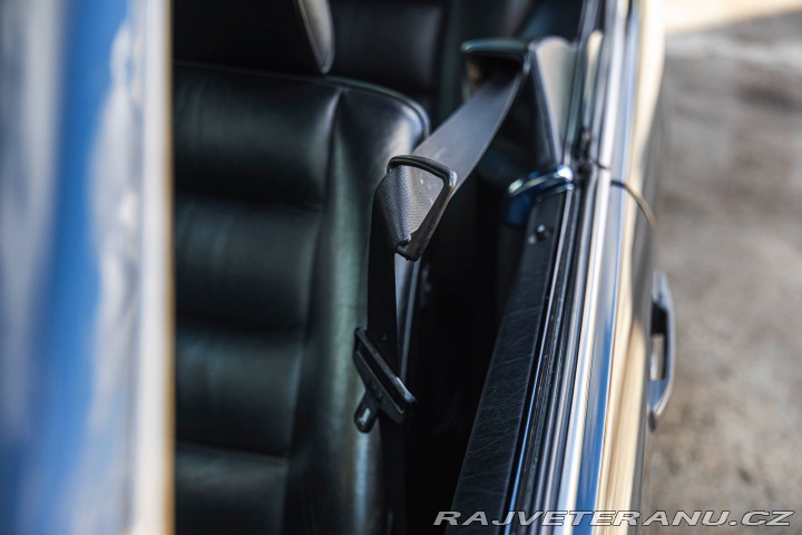 Mercedes-Benz 300 CE-24 124 C 1996