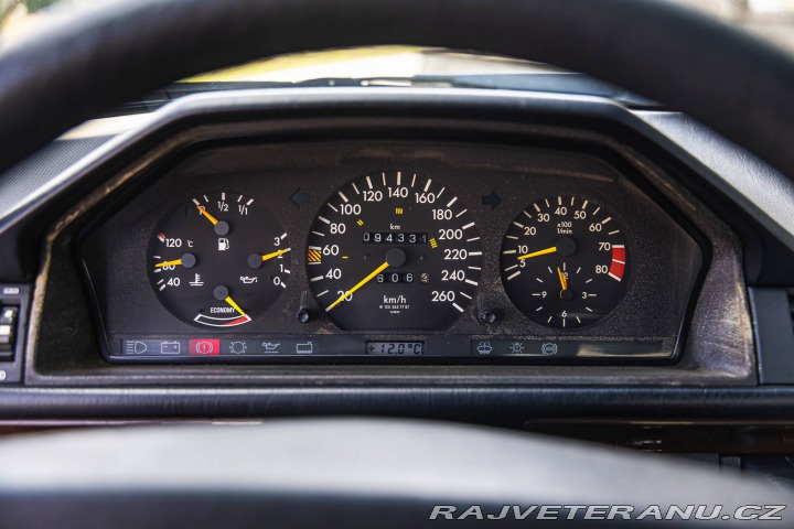 Mercedes-Benz 300 CE-24 124 C 1996