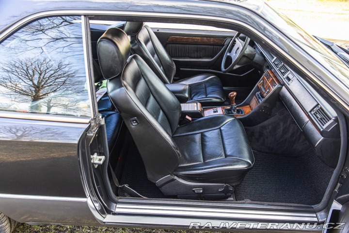 Mercedes-Benz 300 CE-24 124 C 1996