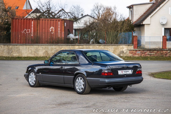 Mercedes-Benz 300 CE-24 124 C 1996