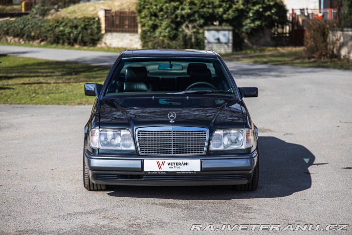 Mercedes-Benz 300 CE-24 124 C 1996