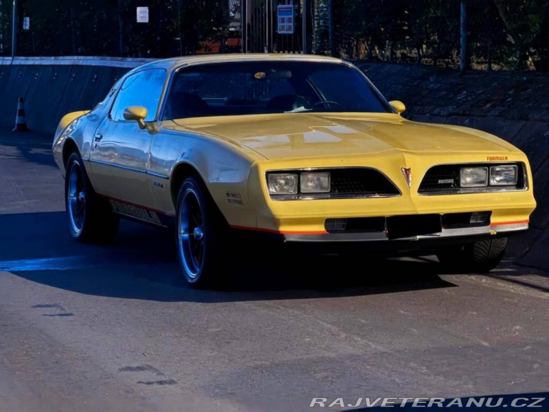 Pontiac Firebird Formula 350