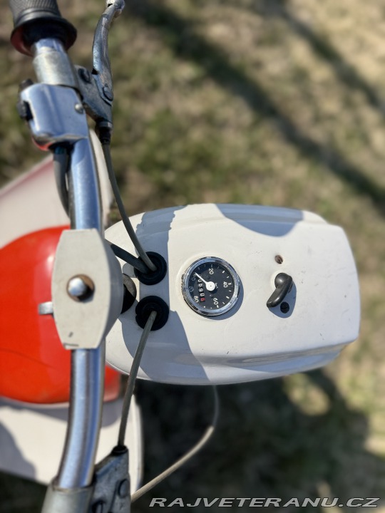 Jawa 50 220 nová STK patina 1976