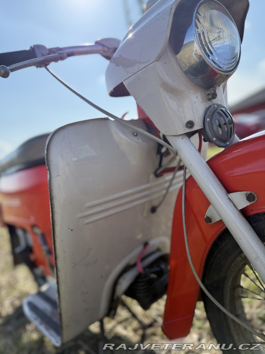 Jawa 50 220 nová STK patina 1976