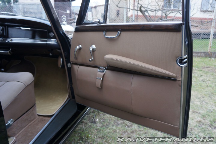 Mercedes-Benz 300 W186 1955