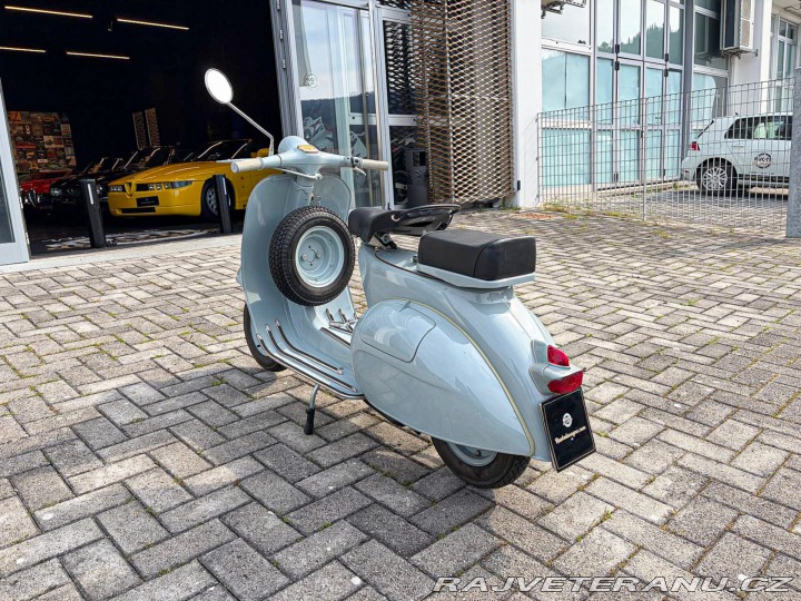 Piaggio Vespa VNB1T 1961