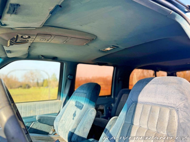 Chevrolet Suburban 2500 | 7.4L V8 | 4x4 1993