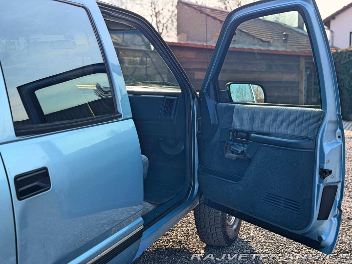 Chevrolet Suburban 2500 | 7.4L V8 | 4x4 1993