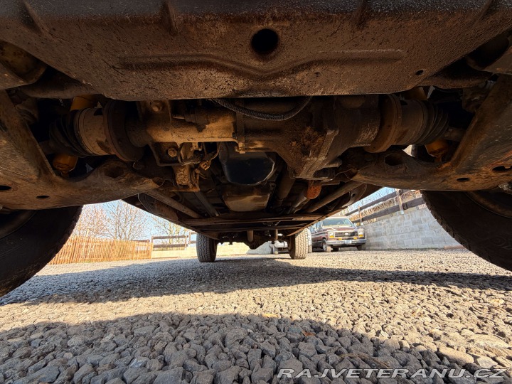 Chevrolet Suburban 2500 | 7.4L V8 | 4x4 1993