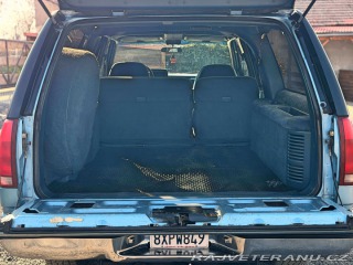 Chevrolet Suburban 2500 | 7.4L V8 | 4x4 1993