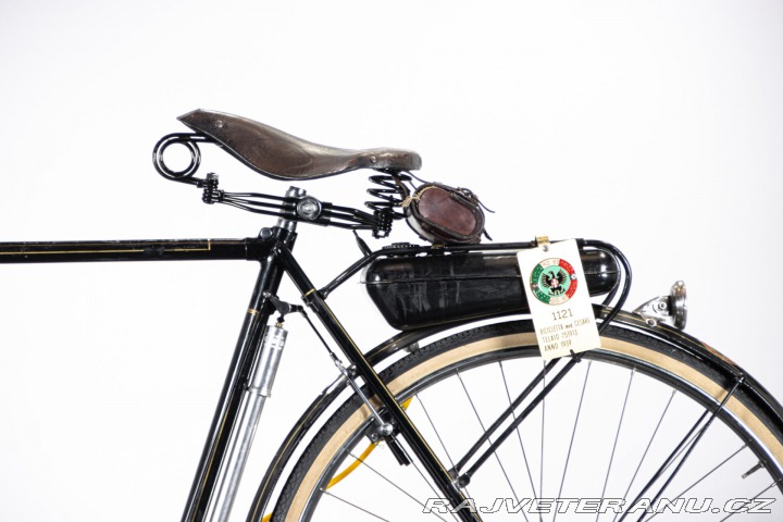 Ostatní značky Ostatní modely Bianchi mod. CESARE 1939