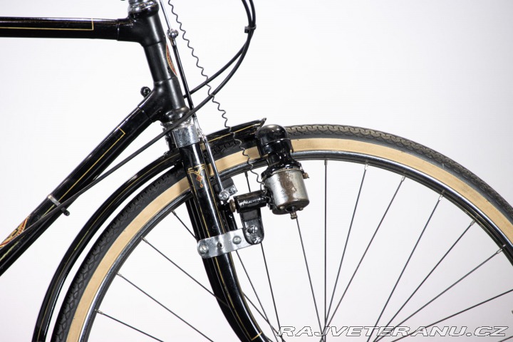 Ostatní značky Ostatní modely Bianchi mod. CESARE 1939