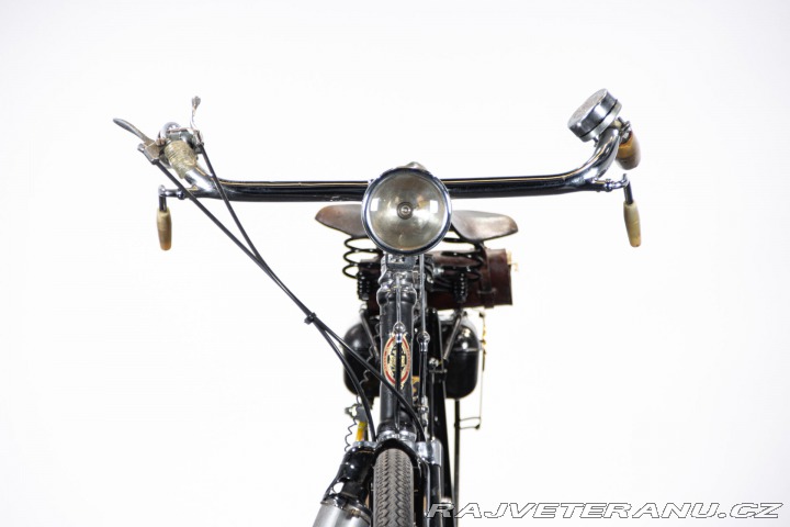 Ostatní značky Ostatní modely Bianchi mod. CESARE 1939