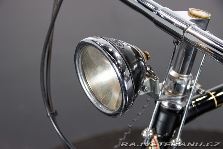 Ostatní značky Ostatní modely Bianchi mod. CESARE 1939