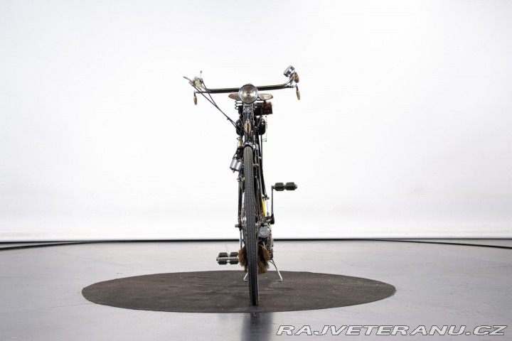 Ostatní značky Ostatní modely Bianchi mod. CESARE 1939