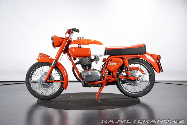 Ostatní značky Ostatní modely Gilera GIUBILEO 175 EXTRA 1963