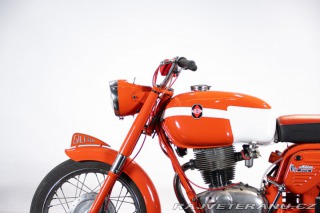 Ostatní značky Ostatní modely Gilera GIUBILEO 175 EXTRA 1963