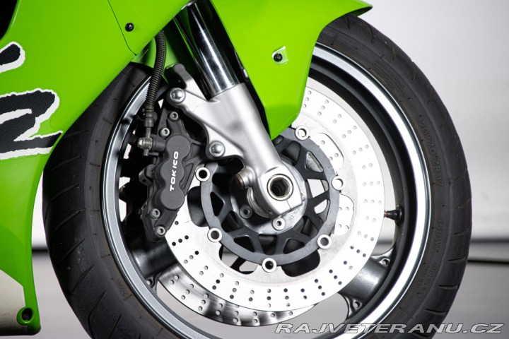 Kawasaki ZX ZX-7R NINJA 1999