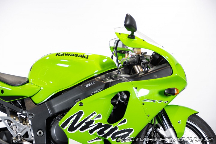 Kawasaki ZX ZX-7R NINJA 1999